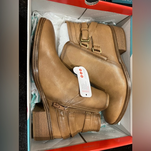 BareTraps MACKENZIE Boots Ankle Booties Western Size 8.5🧡🎄❤️‍🔥NWT FROM MACY’s - Picture 3 of 13
